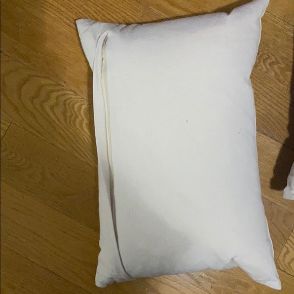 ABC HOME Pillow with inserts - Picture 4 of 4